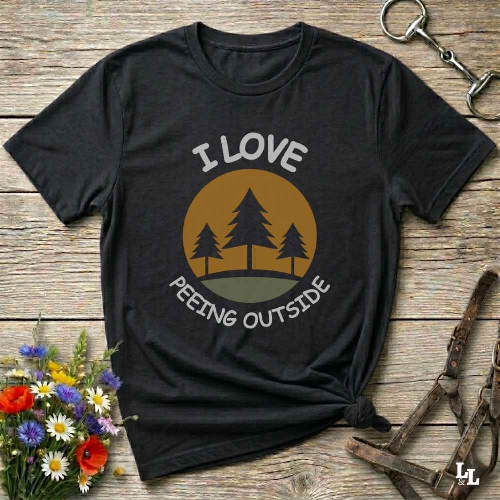 black I Love Peeing Outside T-Shirt for Horse Lovers, Trail Riding Tee, Horse Rider Tee